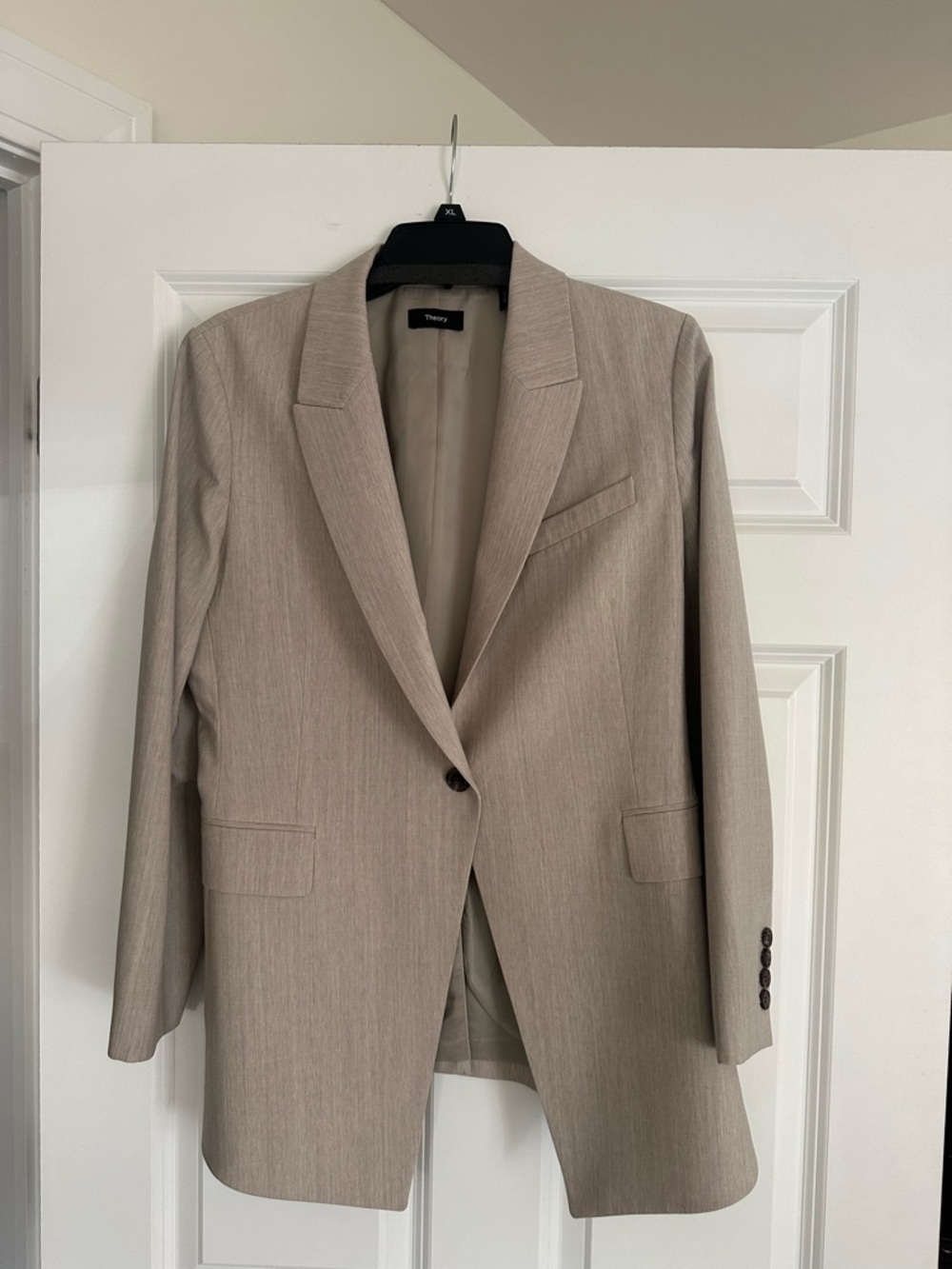 Theory Ladies single button blazer and pants.  Size 10